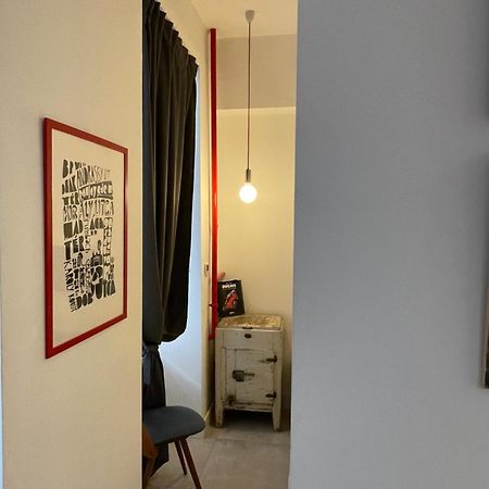 Stylish Studios Apartment In The City Center With Air Conditioning Budapest Eksteriør bilde
