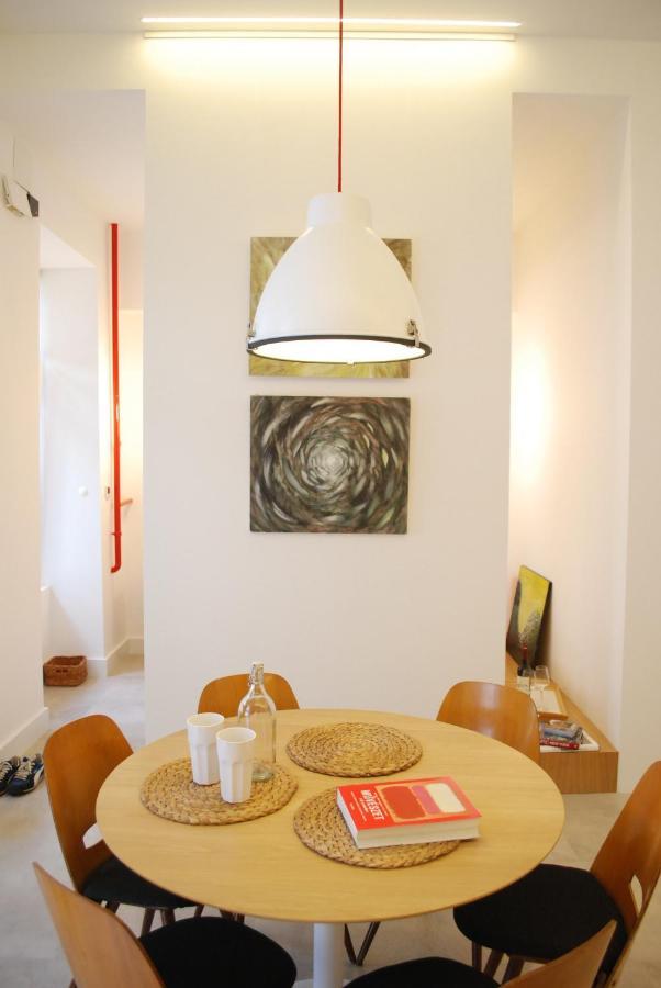 Stylish Studios Apartment In The City Center With Air Conditioning Budapest Eksteriør bilde